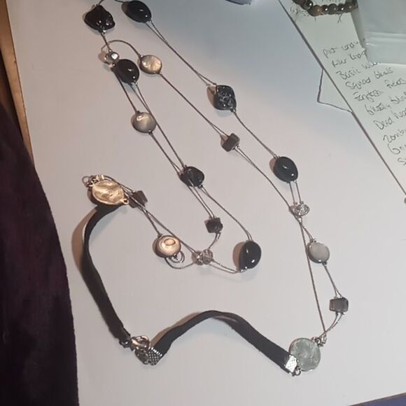 Long double strand necklace - Picture 1 of 5